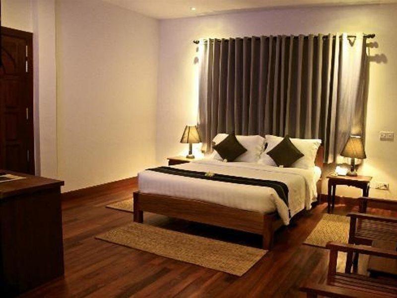 Apsara Centrepole Hotel Siem Reap Exterior photo