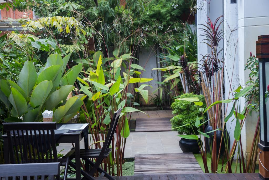 Apsara Centrepole Hotel Siem Reap Exterior photo